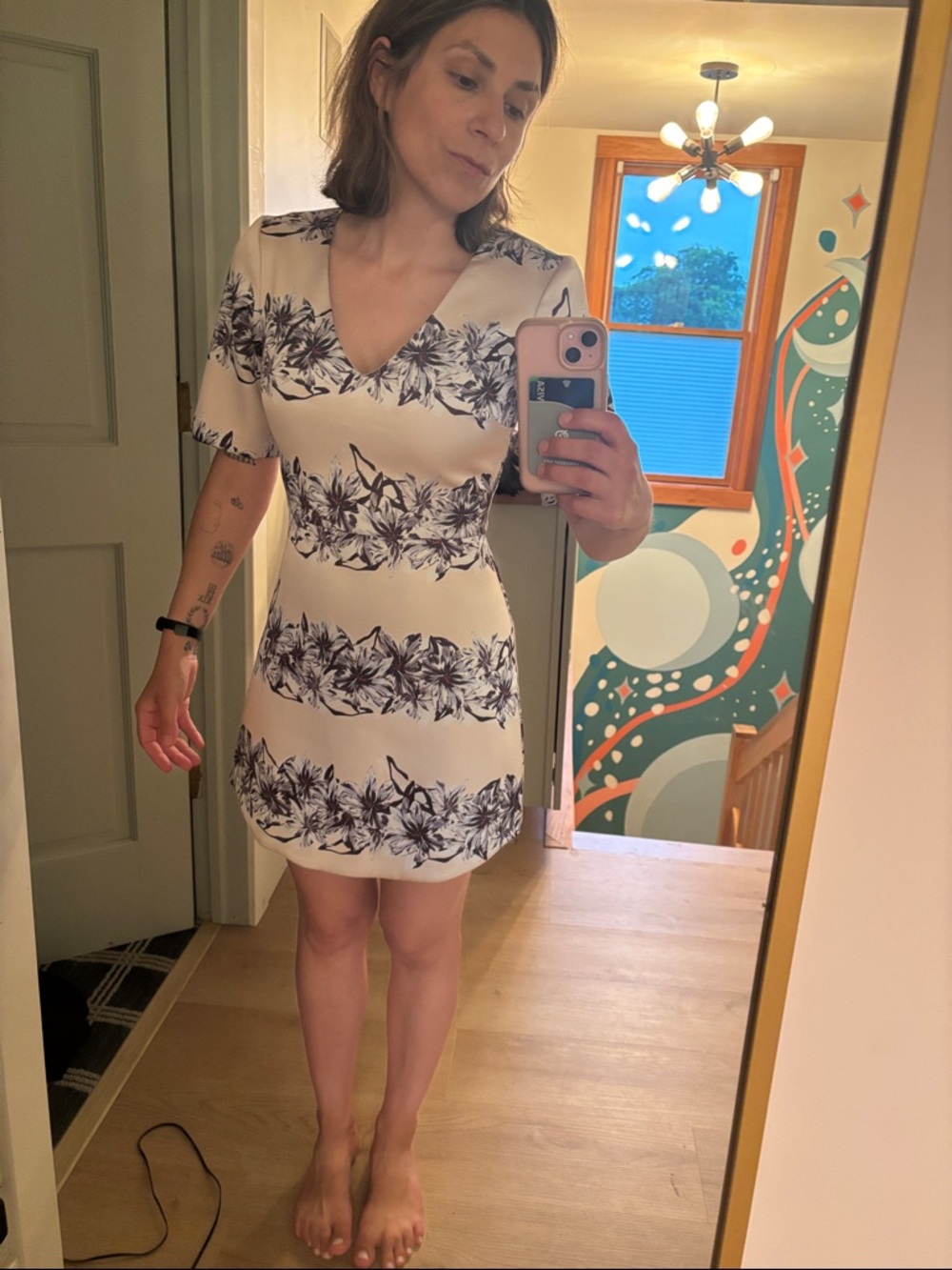 TopShop size US 2 Women's Cream Floral V-Neck Short Satin Dress